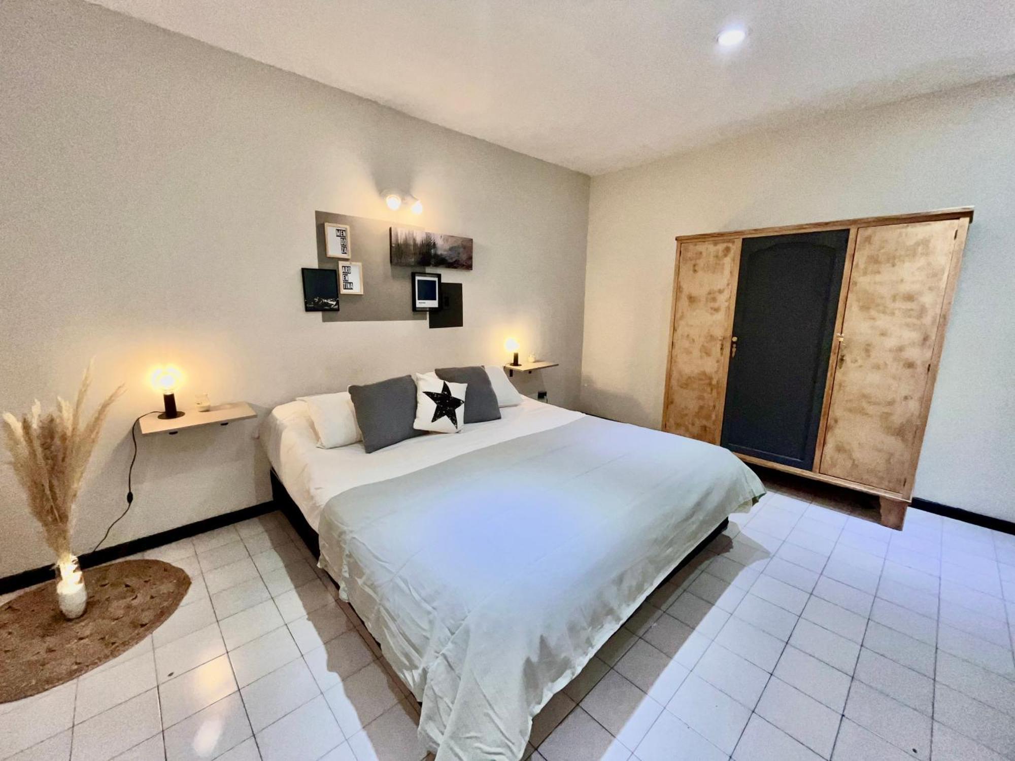 Departamento Espana A 3 Cuadras Plaza Independencia Mendoza Eksteriør billede